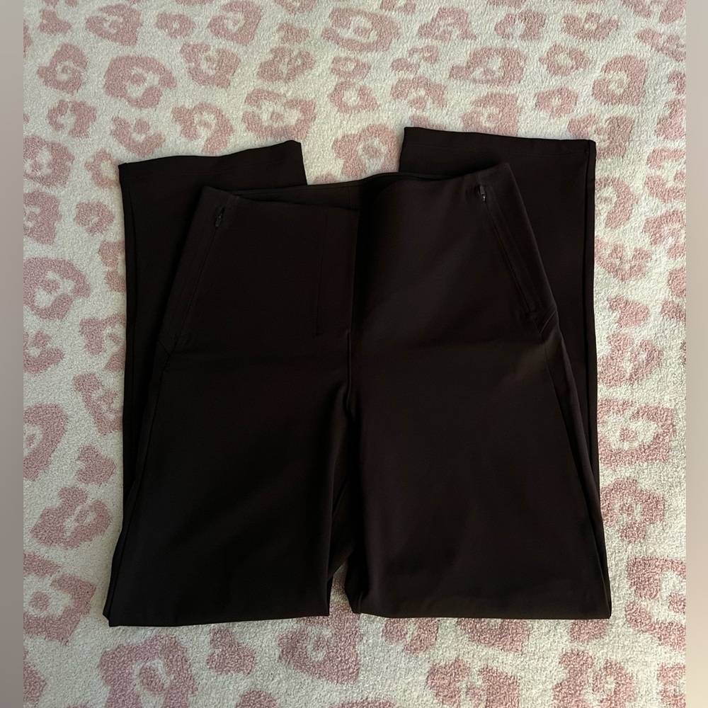 Lululemon smooth fit pull on cropped pants